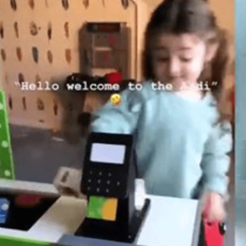 Three-Year-Old Childs Amazing Impression Of Aldi Checkout Has Everyone Laughing