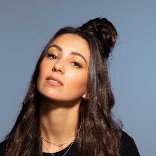 "I'm Not About To Become An Egotistical Dick" - Amy Shark Opens Up About Fame
