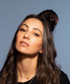 "He's Like A Monk" - Amy Shark On Working With Blink 182's Travis Barker