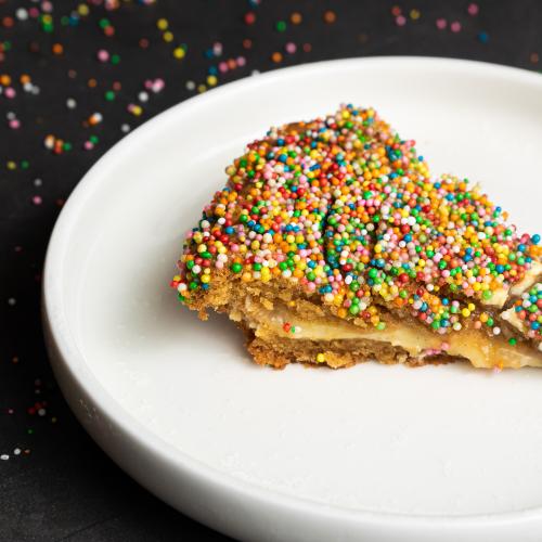 Live Your Childhood Fantasy With A FAIRY BREAD COOKIE PIE!