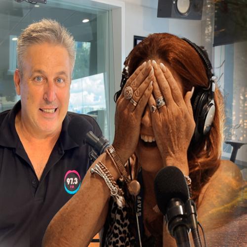 "It Was So Humiliating" - Robin & Terry Reveal What Their First Kisses Were Like!